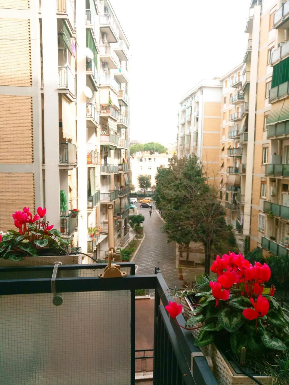 Green Line Rome Buitenkant foto
